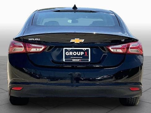 Used 2021 Chevrolet Malibu LT FWD image 5
