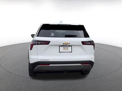 Used 2025 Chevrolet Equinox LT image 12