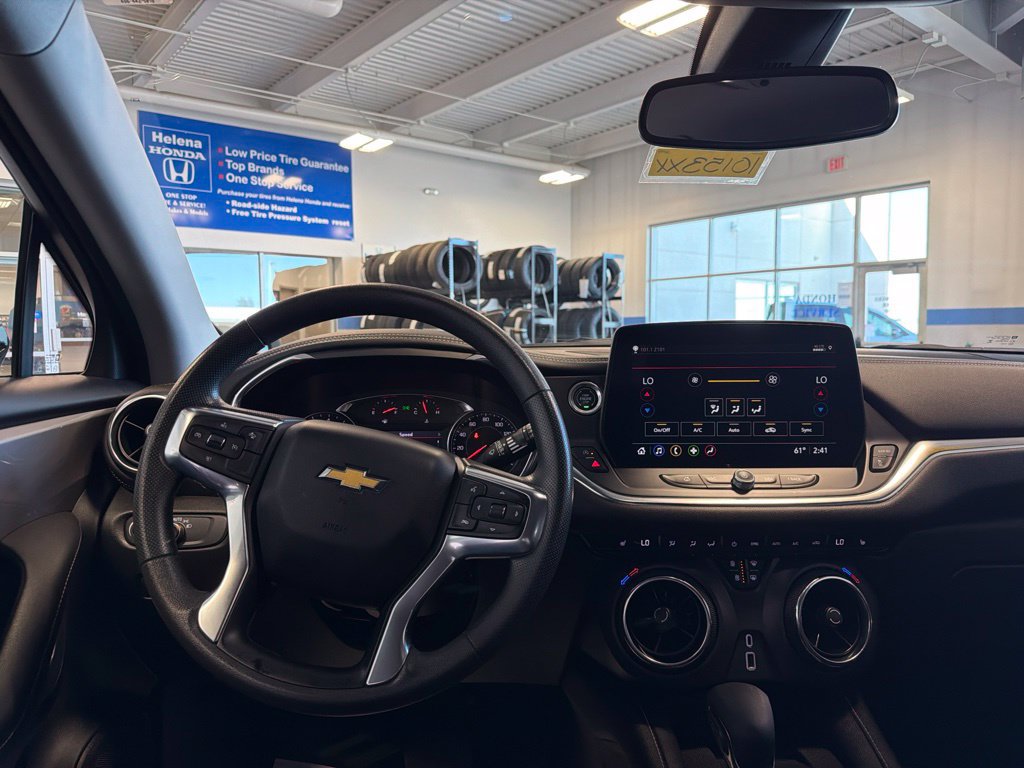Used 2025 Chevrolet Blazer LT w/ Convenience Package AWD/4WD image 10
