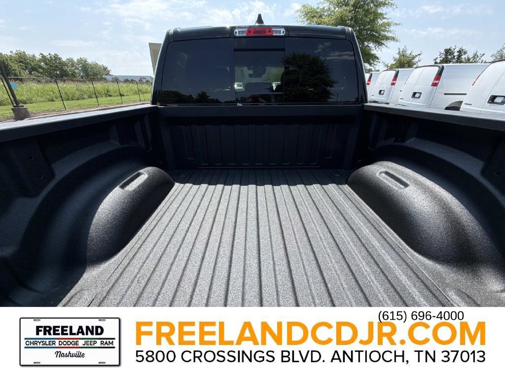 New 2026 RAM 1500 Express AWD/4WD image 12