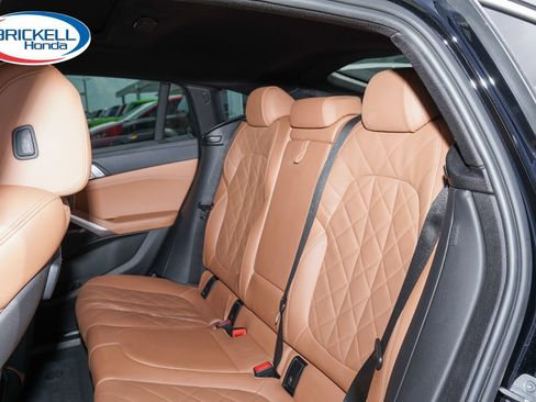 Used 2023 BMW X6 xDrive40i w/ Premium Package AWD/4WD image 18