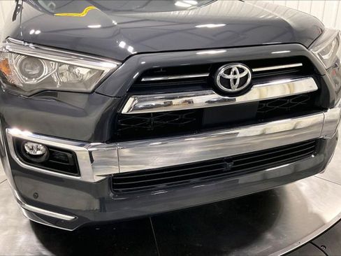 Used 2024 Toyota 4Runner Limited AWD/4WD image 30