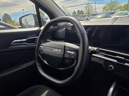 Used 2026 Kia Sportage S image 11