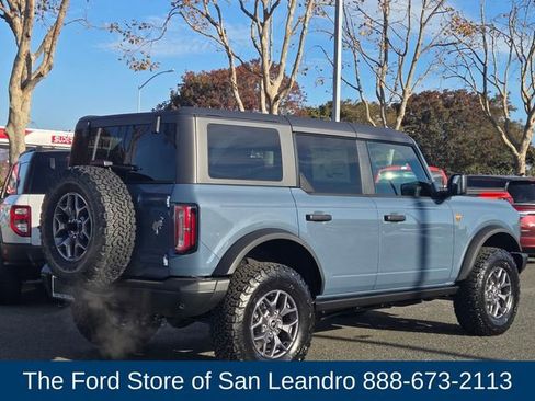 New 2025 Ford Bronco Badlands image 7