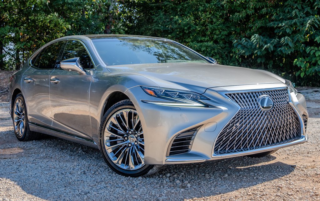 Used 2018 Lexus LS 500 w/ Luxury Package RWD image 7