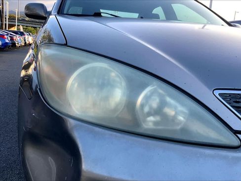 Used 2004 Toyota Camry SE FWD image 31