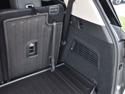 New 2026 Nissan Pathfinder Platinum w/ Accent Package FWD image 68