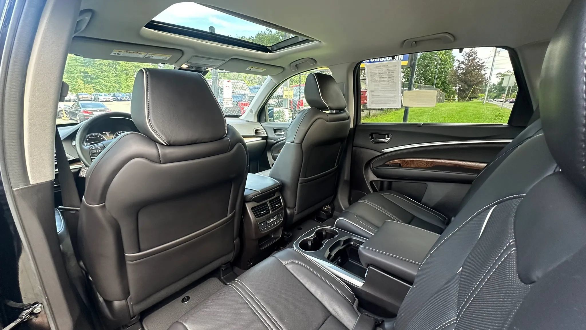 Used 2020 Acura MDX w/ Advance Package AWD/4WD image 32