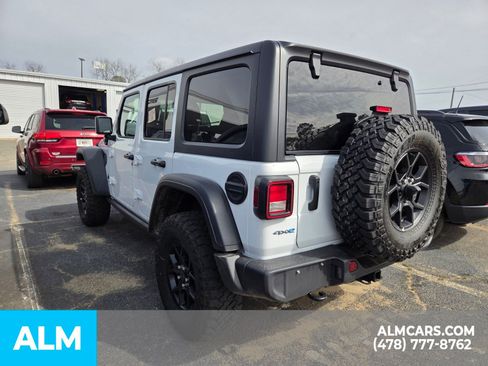 Used 2025 Jeep Wrangler Willys 4xe image 10