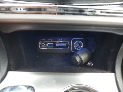 Used 2017 Jeep Grand Cherokee Altitude RWD image 21