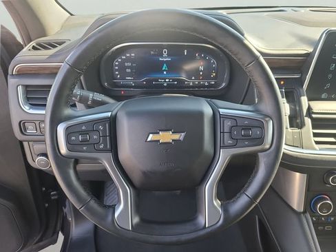 Used 2024 Chevrolet Suburban Premier RWD image 25