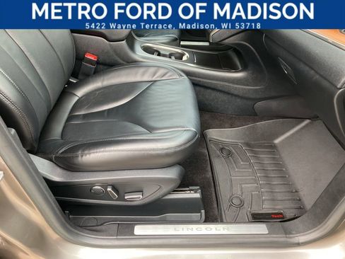 Used 2017 Lincoln MKC Select w/ Select Plus Package image 44