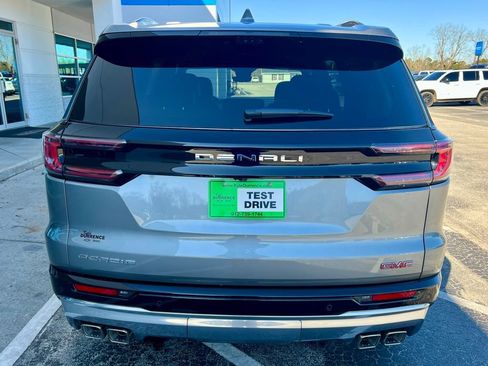 New 2026 GMC Acadia Denali w/ Super Cruise Package image 5