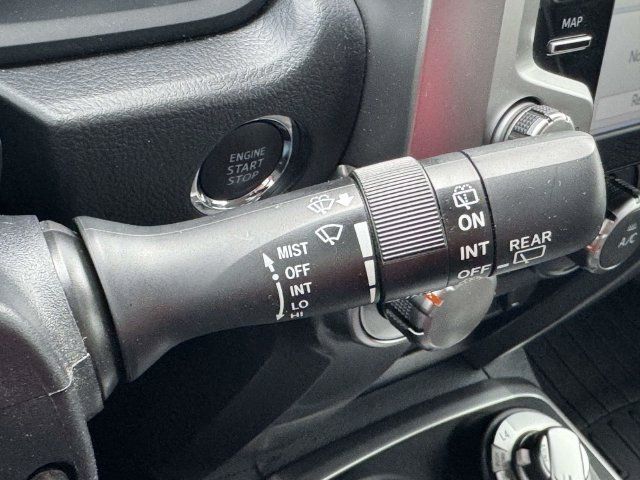 Used 2023 Toyota 4Runner SR5 AWD/4WD image 37