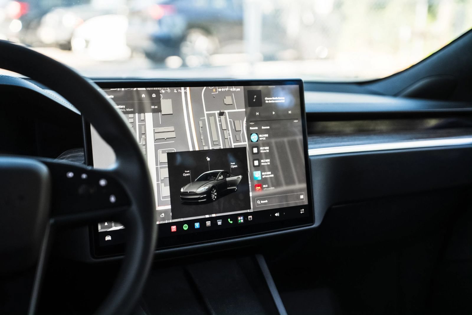 Used 2022 Tesla Model S Standard Range AWD/4WD image 20