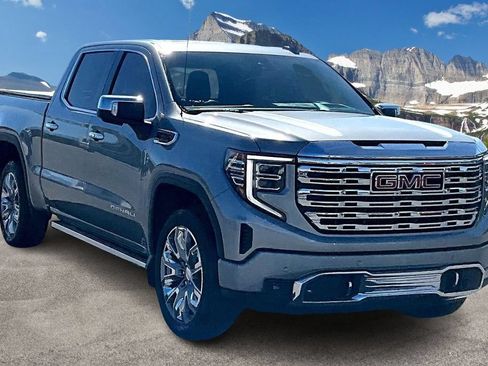 Used 2023 GMC Sierra 1500 Denali w/ Denali Reserve Package AWD/4WD image 12