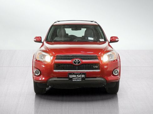 Used 2011 Toyota RAV4 Limited w/ Limited Extra Value Pkg FWD image 8