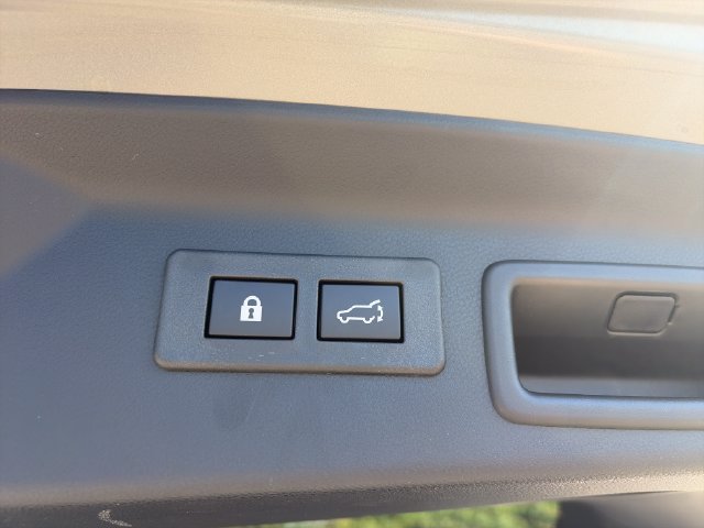 Used 2026 Subaru Forester Premium AWD/4WD image 23