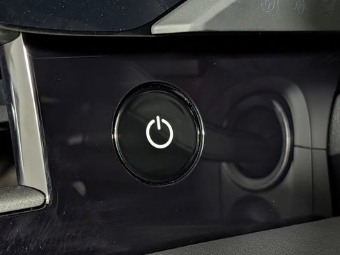 New 2026 Porsche Taycan AWD/4WD image 36