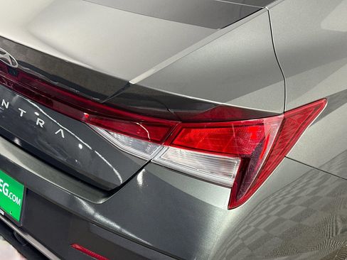 Used 2024 Hyundai Elantra SEL image 34