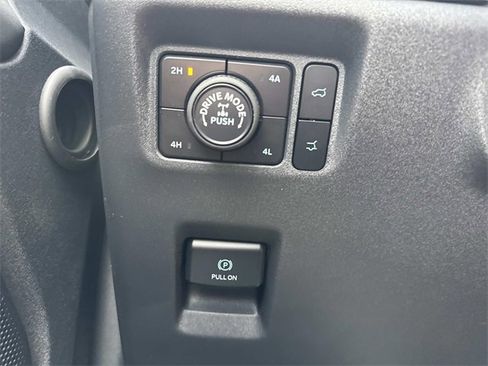 New 2025 Ford Expedition Tremor image 25