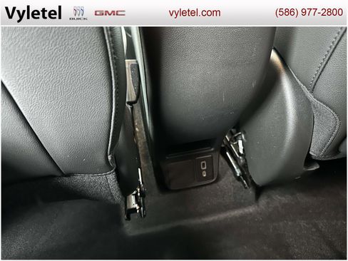 Used 2023 Buick Encore GX Preferred w/ Cold Weather Comfort Package image 11