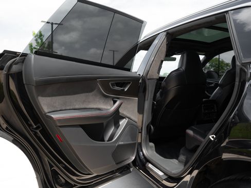 Certified 2021 Audi RS Q8 AWD/4WD image 32