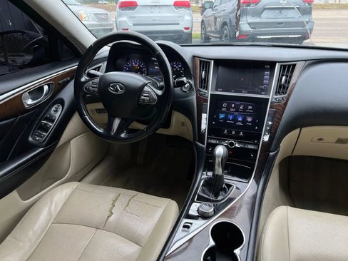 Used 2015 INFINITI Q50 Premium w/ Deluxe Touring Package image 14
