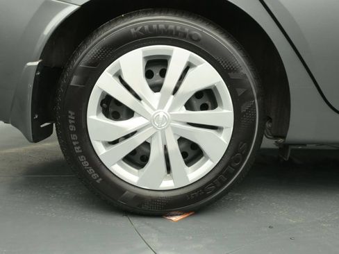 Used 2024 Nissan Versa S w/ Trunk Package FWD image 15