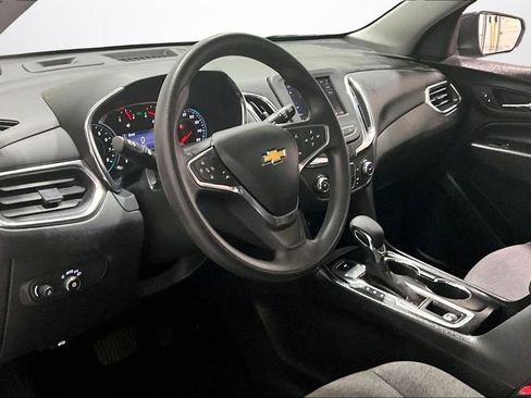 Used 2022 Chevrolet Equinox LT image 17