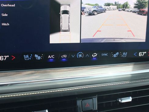 Used 2025 Chevrolet Tahoe Premier AWD/4WD image 28