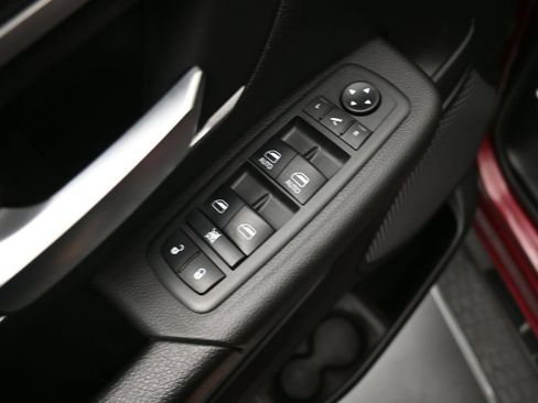 Used 2019 RAM 1500 Big Horn AWD/4WD image 14
