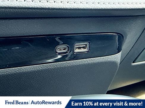 New 2025 Buick Enclave Sport Touring w/ Super Cruise Package image 40