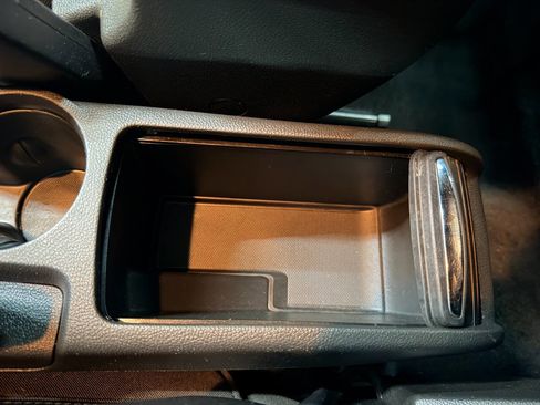 Used 2018 Buick Encore Preferred image 39