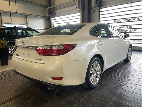 Used 2014 Lexus ES 350 w/ Premium Package image 23