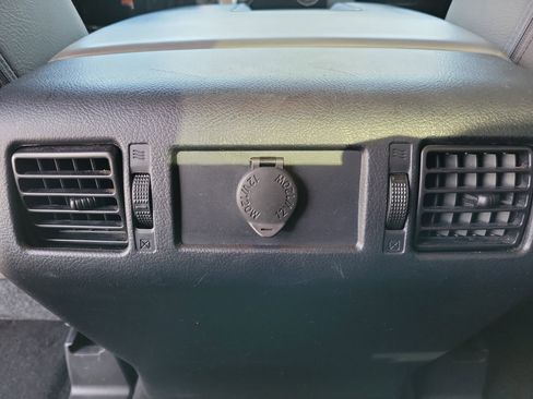 Used 2018 Toyota Tundra Limited image 10