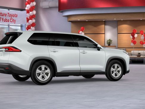 New 2026 Toyota Grand Highlander LE image 14