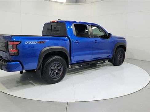 Certified 2025 Nissan Frontier PRO-4X image 7
