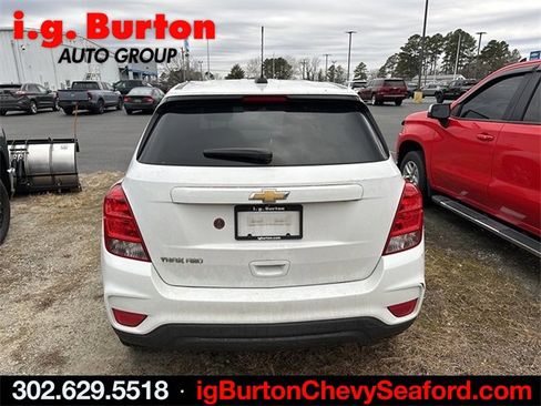 Used 2020 Chevrolet Trax LS w/ Tint and Cruise Package image 6