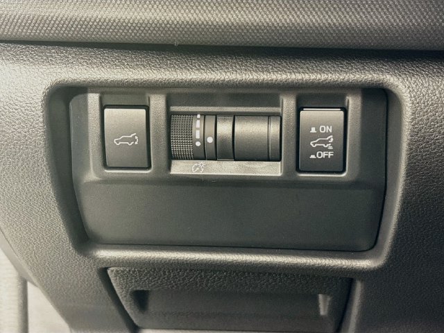 Certified 2025 Subaru Forester Touring AWD/4WD image 13