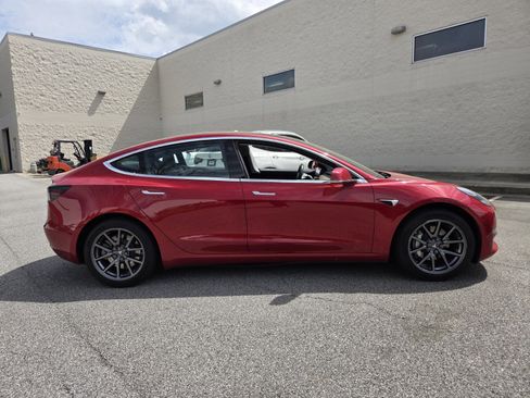 Used 2018 Tesla Model 3 Long Range image 5