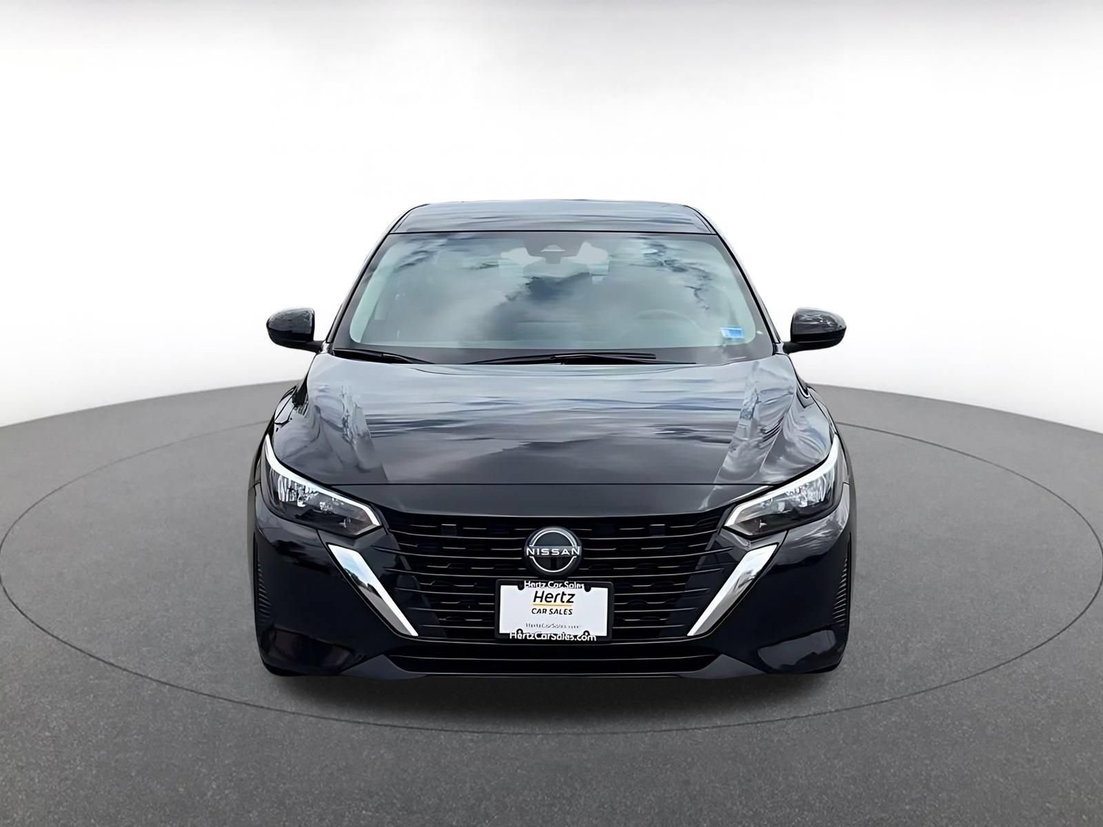 Used 2025 Nissan Sentra SV FWD image 4