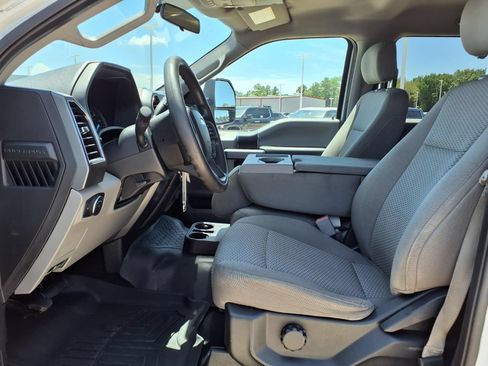 Used 2019 Ford F250 XLT AWD/4WD image 16