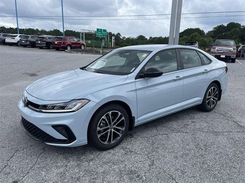 New 2025 Volkswagen Jetta Sport image 9