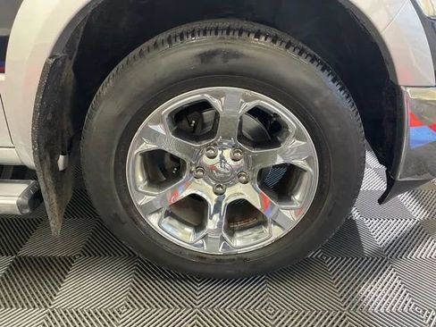 Used 2017 RAM 1500 Laramie AWD/4WD image 26