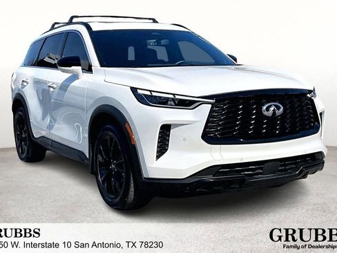 Certified 2025 INFINITI QX60 Luxe w/ Black Edition image 1