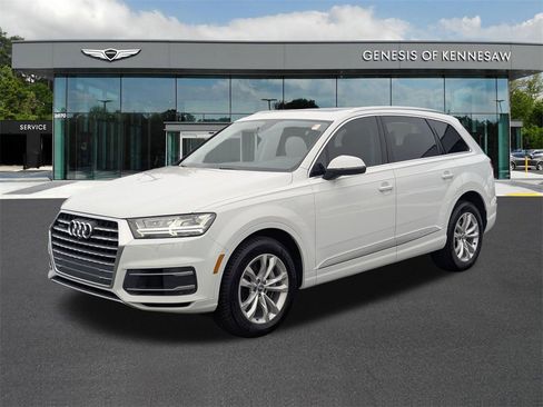 Used 2019 Audi Q7 3.0T Premium Plus image 3