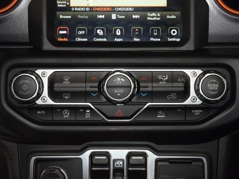 Used 2023 Jeep Gladiator Mojave w/ LED Lighting Group image 28