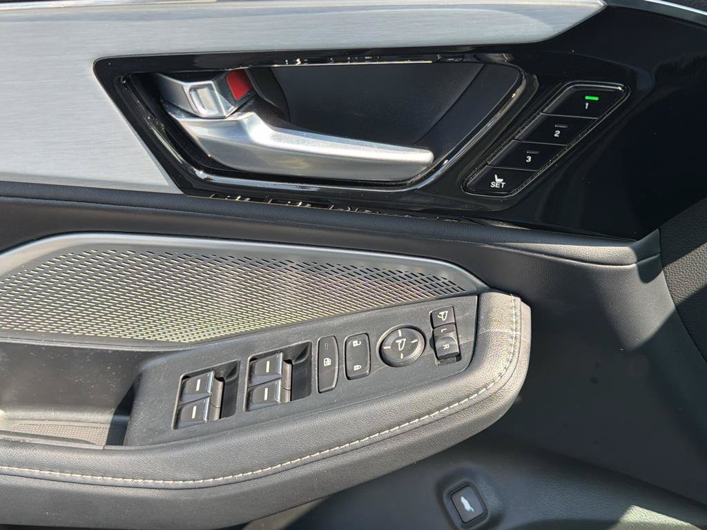 Certified 2024 Acura MDX w/ Technology Package AWD/4WD image 21