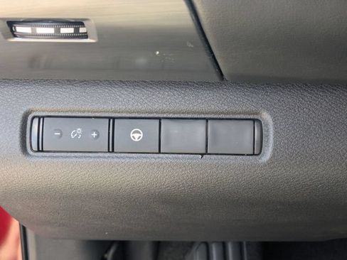 Used 2024 Nissan Pathfinder Rock Creek AWD/4WD image 16